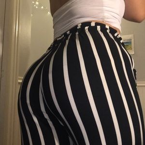 Fashion Nova Flowy Pant